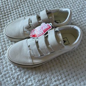 NWT Cream velcro vans